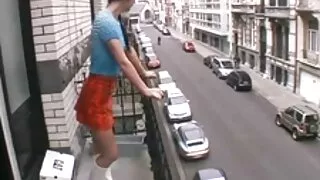 Невъздържаната мадам ...