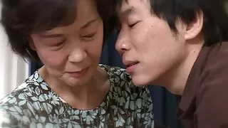 Приятел на секси hom ...