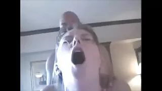 Неспокоен мъж спал с ...