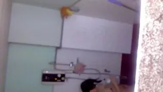 Сладко момиче се док ...
